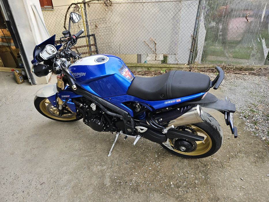 Triumph speed triple 2009
