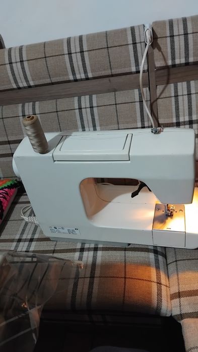 Mașina de cusut Privileg