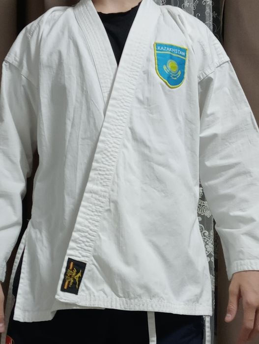 продаётся кимоно