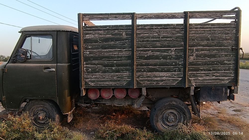 УАЗ452 бартавой  машинаси