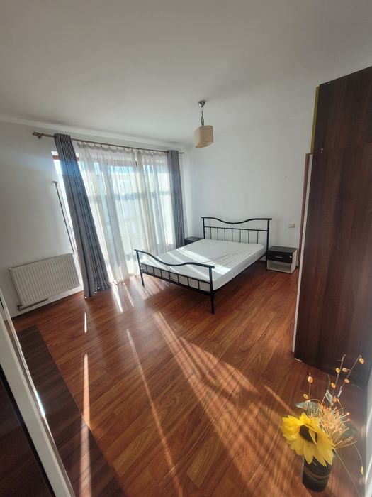 Proprietar vând apartament cu 2 camere în Pitesti