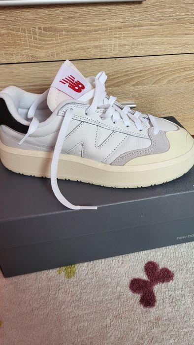 Чисто нови  мъжки маратонки