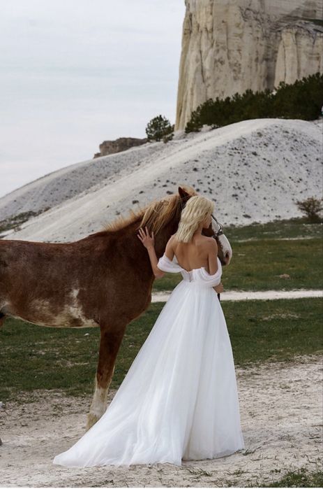 Сватбена рокля Fusion by Natalia Romanova от бутик Jollie