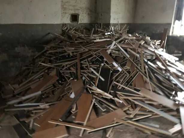 Deșeuri din PAL pentru foc , alternativa lemne sau brichete