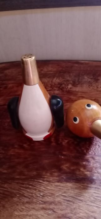 Перечница -Солонка "Пингвин"СССР. Дерево.Латунь.