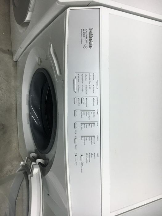пералня Миеле 10кг Miele W4800