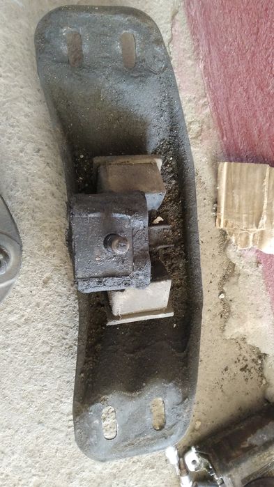 2.8 мотор 124 мерс запчасти