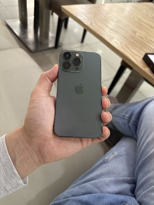 Айфон 13про в хорошем состоянии