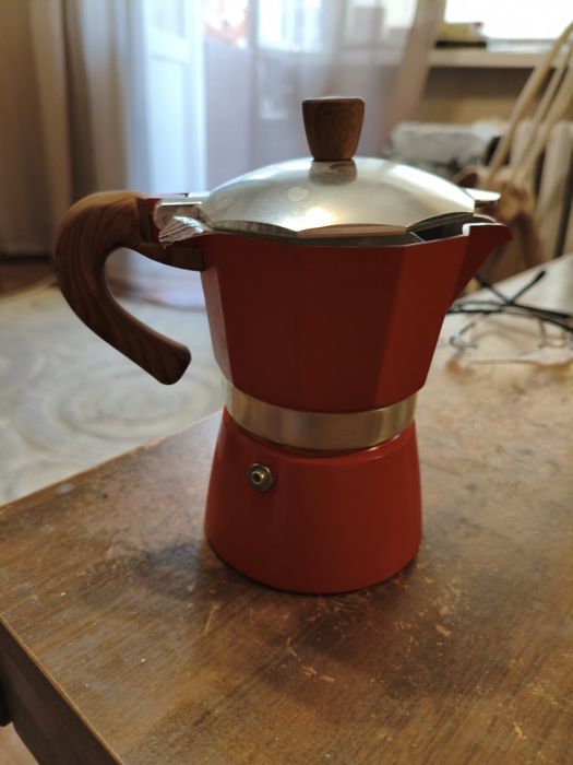 Гейзерная кофеварка