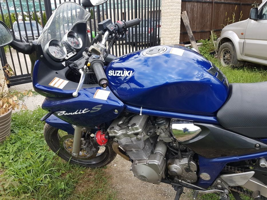 Suzuki Bandit 600S impecabil (pret extrasezon)