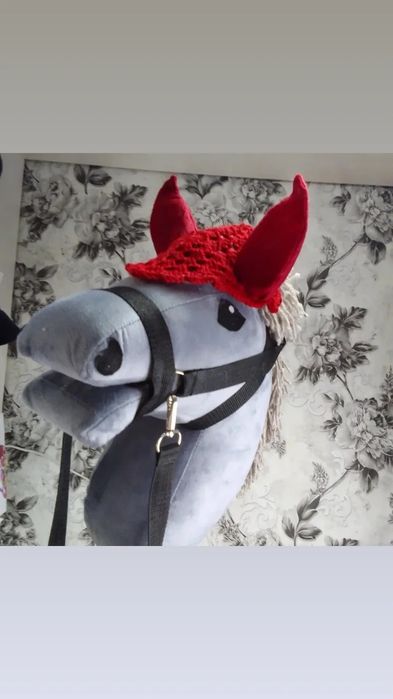 Лошадка на палке хоббихорс