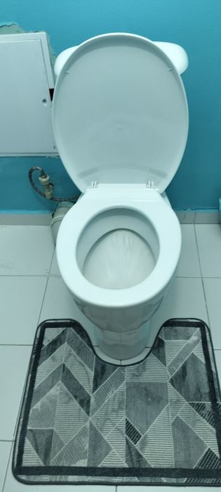Продам унитаз в хорошем состоянии