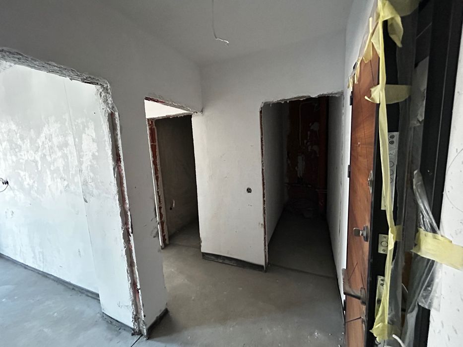 Продава се Двустаен апартамент в София, Левски - 66 кв.м за 2122 €/кв.м - Снимка #2