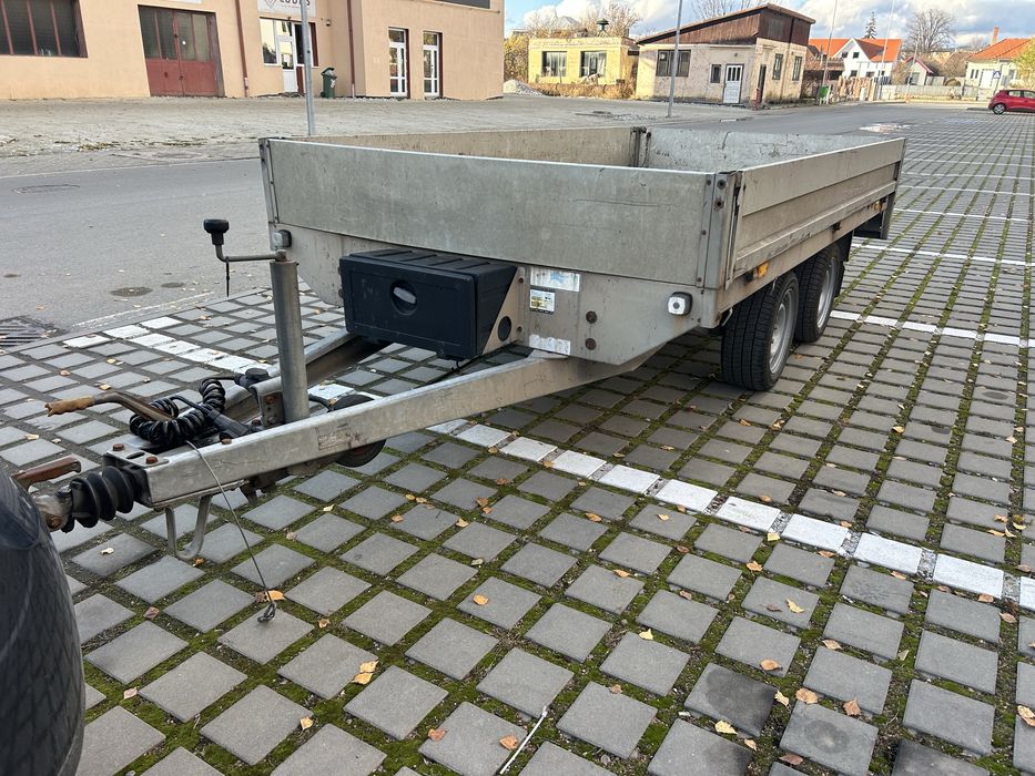 Remorca solide 2T de olanda