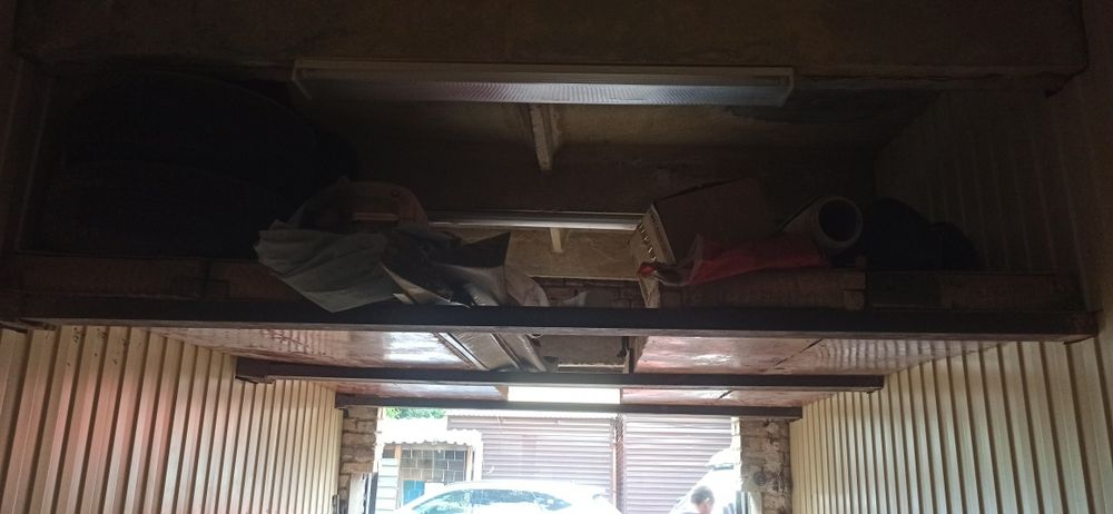 Продам гараж район 45ой