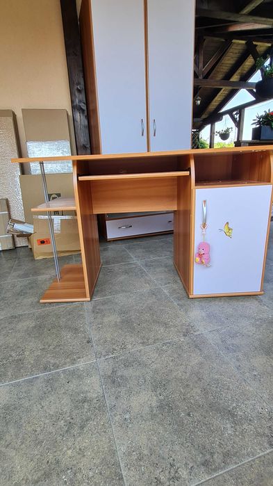 Mobilier tineret