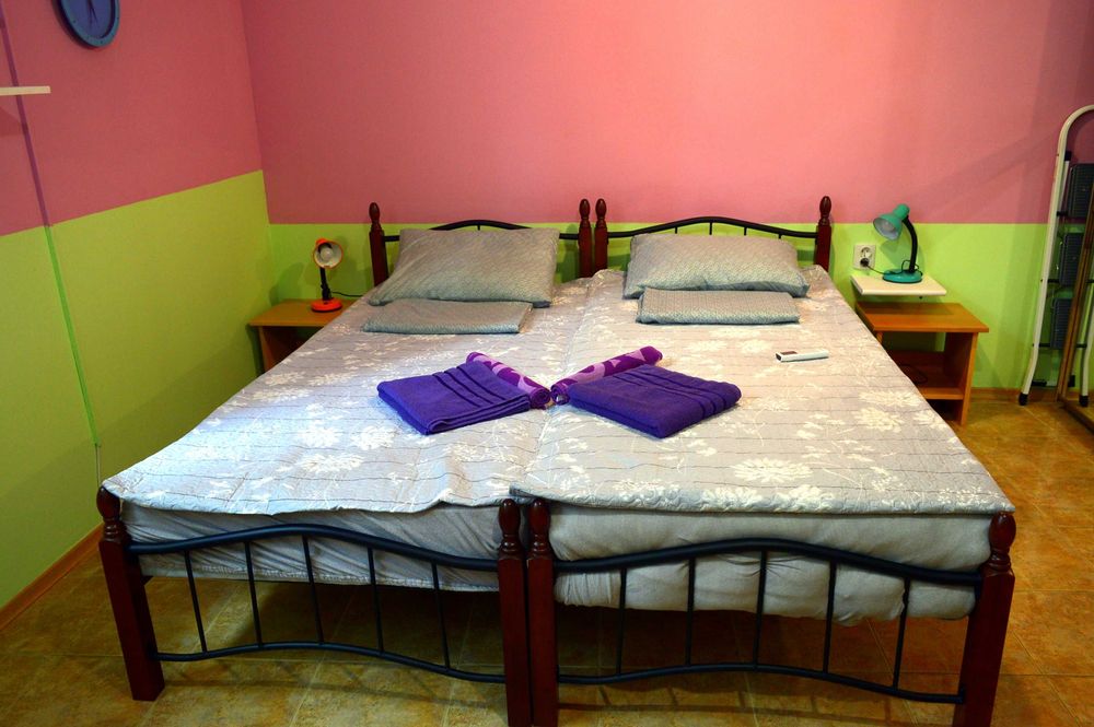 Дава се под наем Едностаен апартамент в Варна, Бриз - 24 кв.м за 270 € - Снимка #10