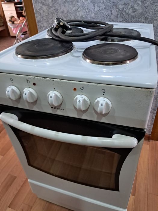 Продам эл.плиту б/у