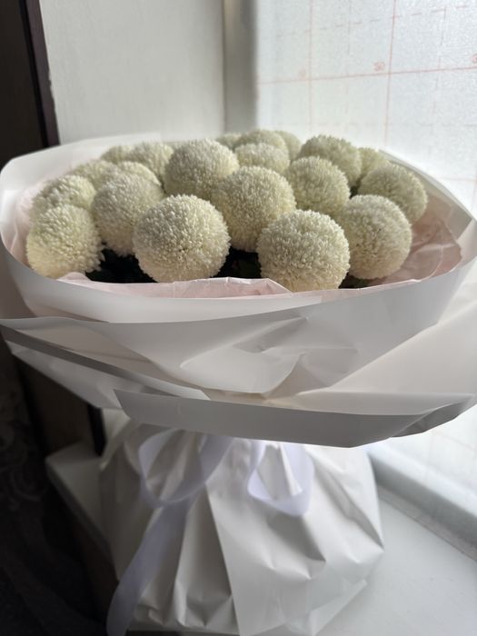 Букеты цветов молочный