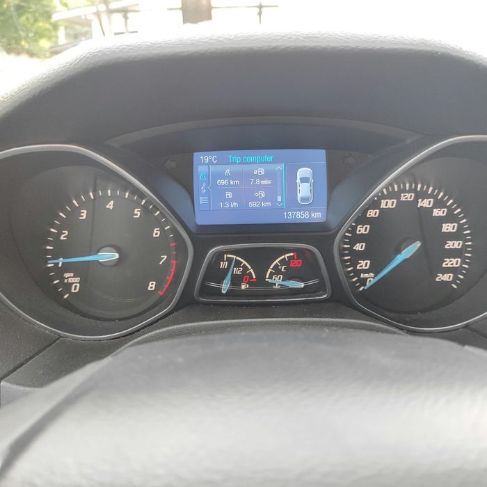 FORD Focus 2014 — imagine 4