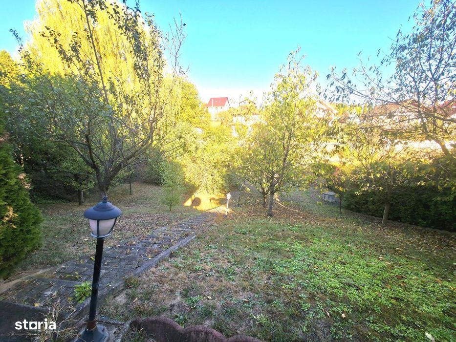 Casa superba, orizont-Livezeni, 920 mp teren