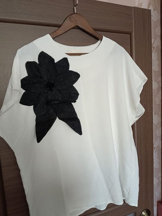 Продам нарядную блузу блузка