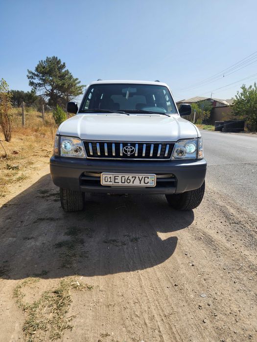 Toyota Land Cruiser Prado 90