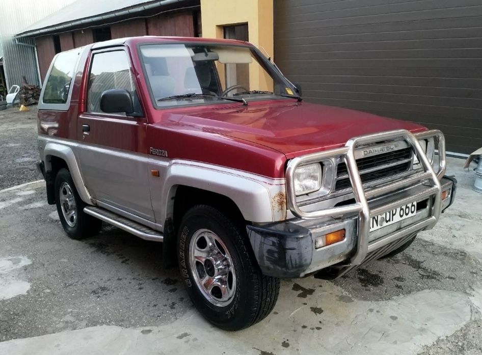 Bara fata crom / cromata daihatsu feroza 1.6 i 16 v