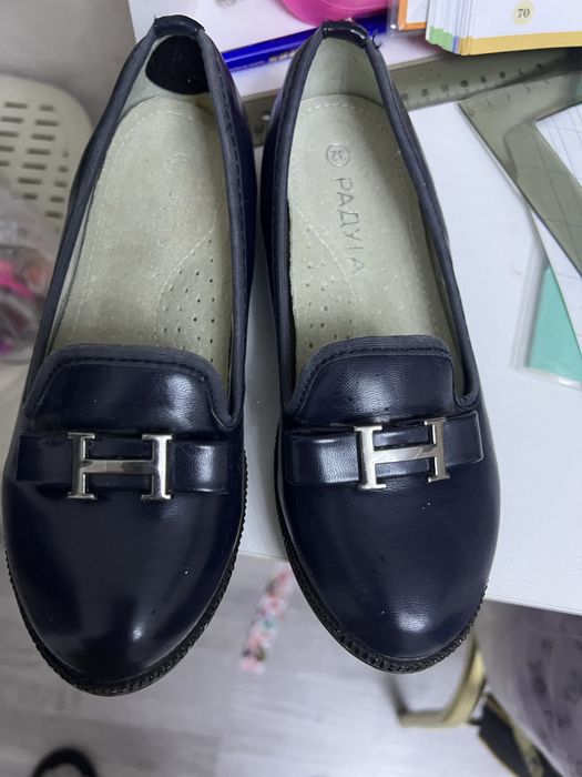 Туфли  школьные новые для девочки