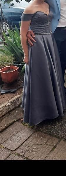 Официална рокля сива