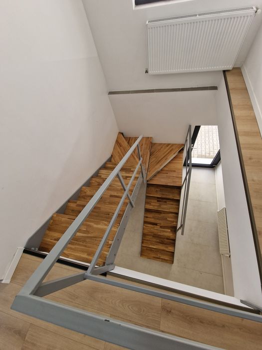 Inchiriez spatiu birouri cabinet psihologic la blv Decebal 44 mp