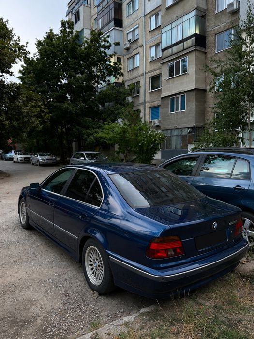 BMW e90 318d на части /BMW e39 2.2i