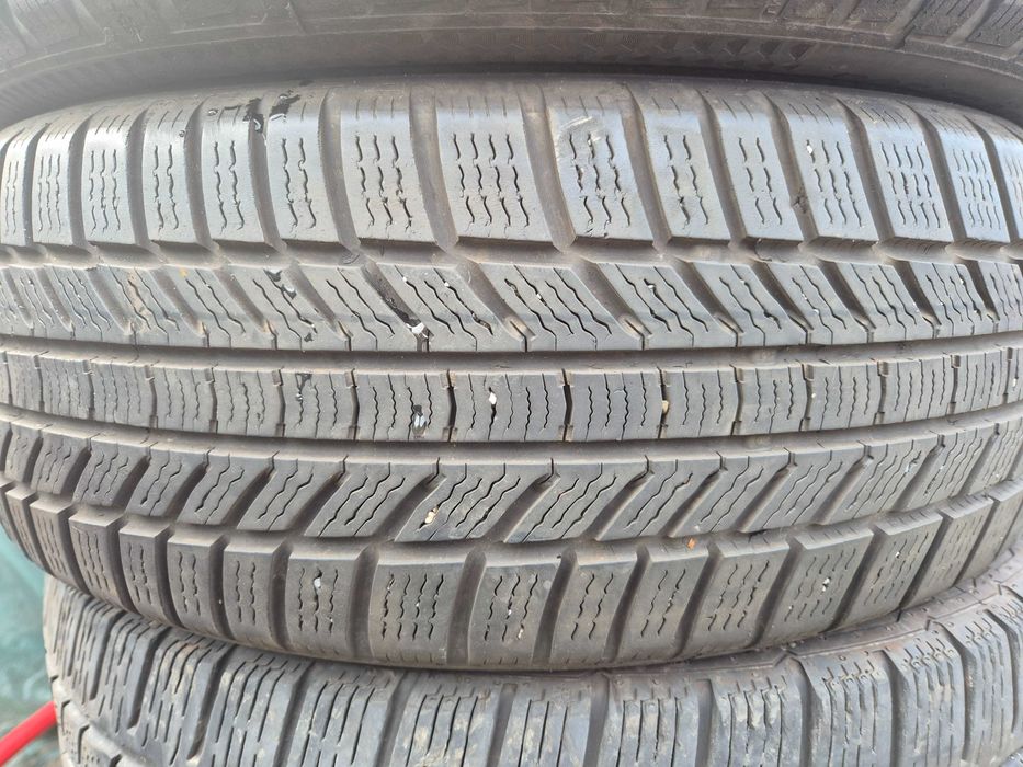4 Anvelope de IARNA - 205/55/17 - Continental  CA UNELE NOI DOT 2023 !