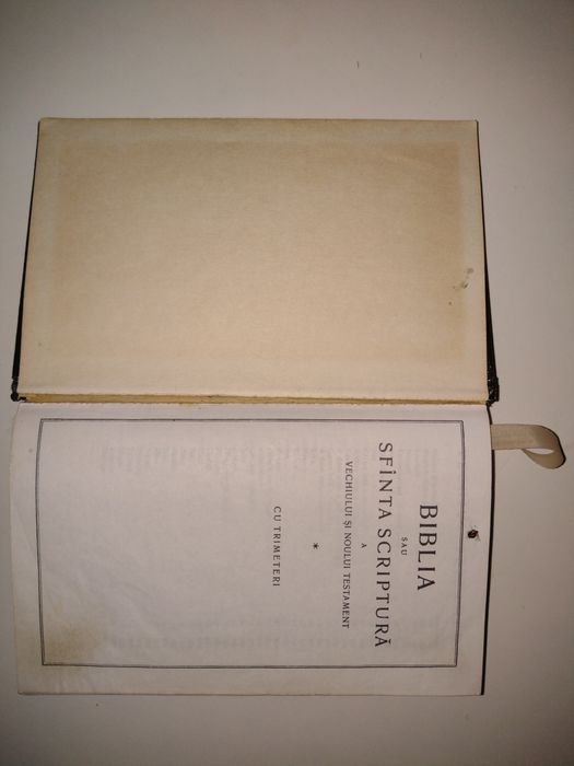 Vând Biblia cu Trimiteri - ediție veche