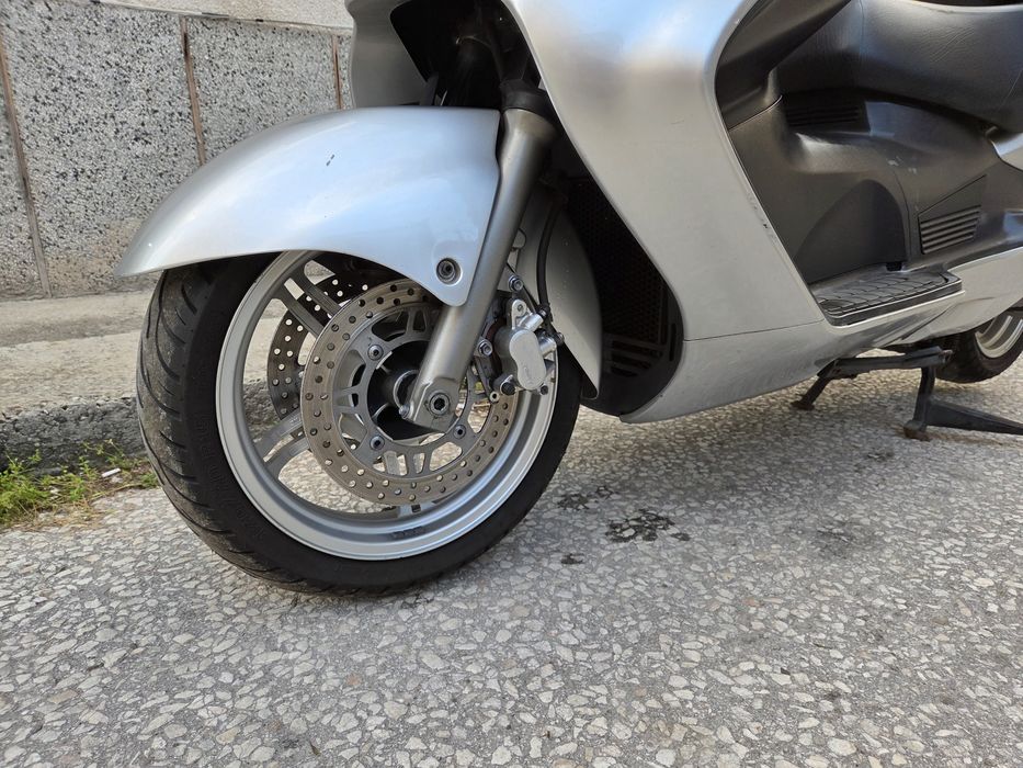 Suzuki burgman 650