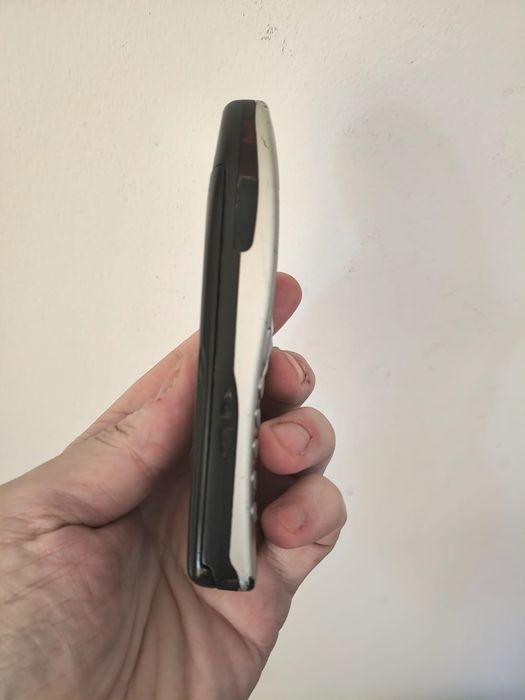 Nokia  6210  ( liber de rețea)