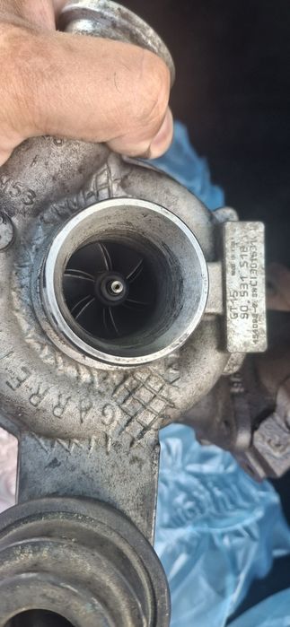 Опел Вектра 2.0DI 16v 82коня 2001г.