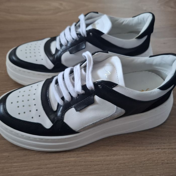 Уникални дамски кецове