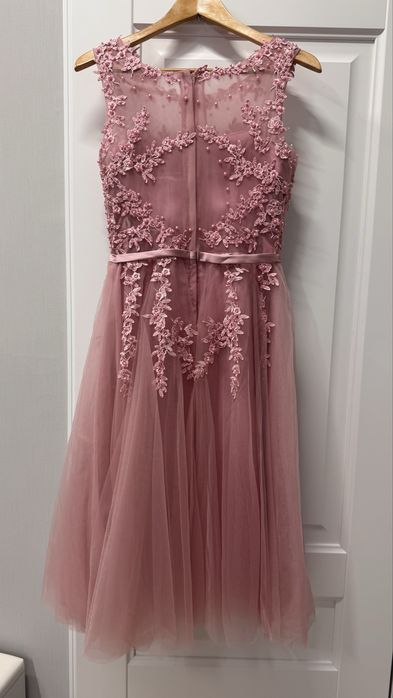 Продам платье размер 42