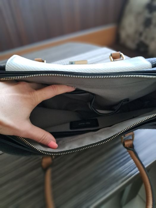 Дамски чанти River Island