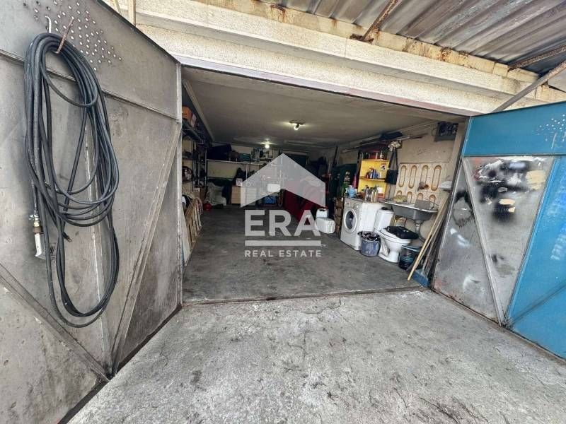 Гараж в кв. Дружба 1 гр. Хасково