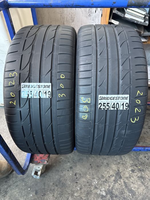 255/40/19 Bridgestone