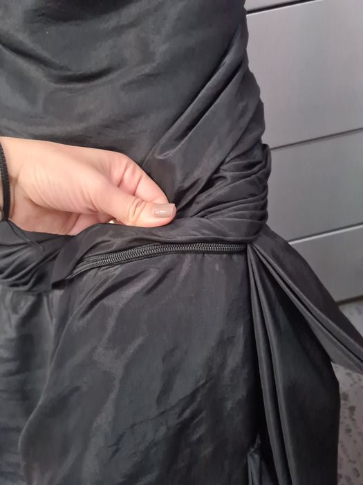 Rochie cu trena detașabilă