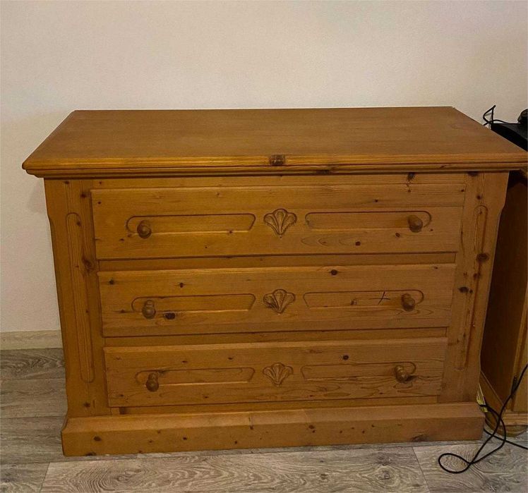 Dormitor lemn masiv cu saltele incluse!