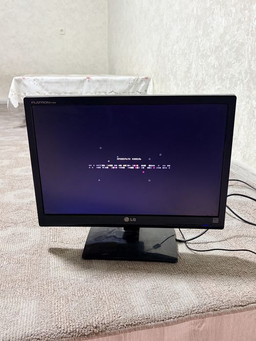 LG Flatron E1948 monitor sotiladi