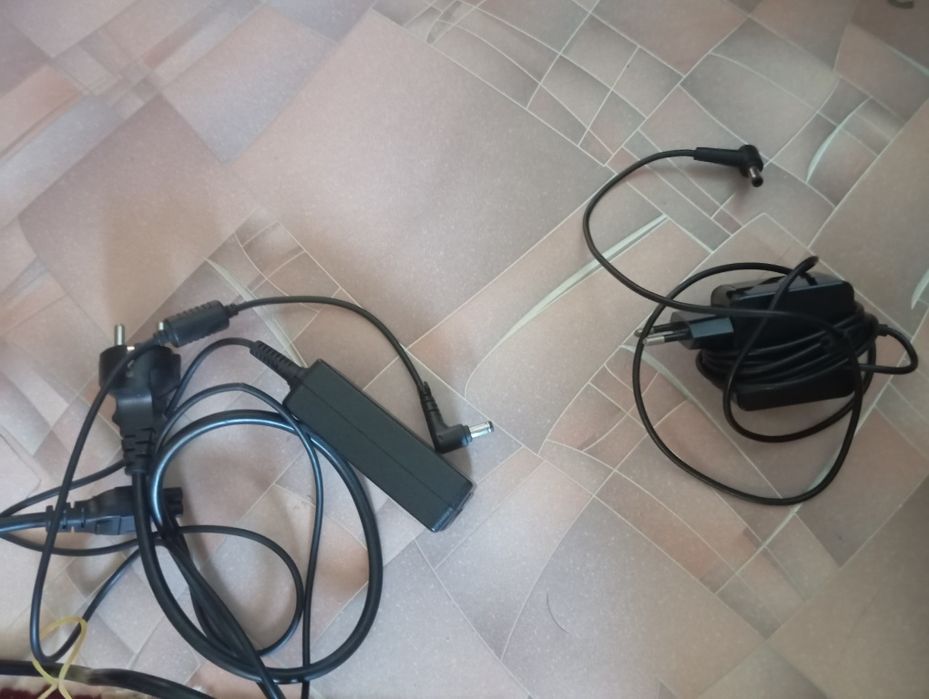 Кабель питания .