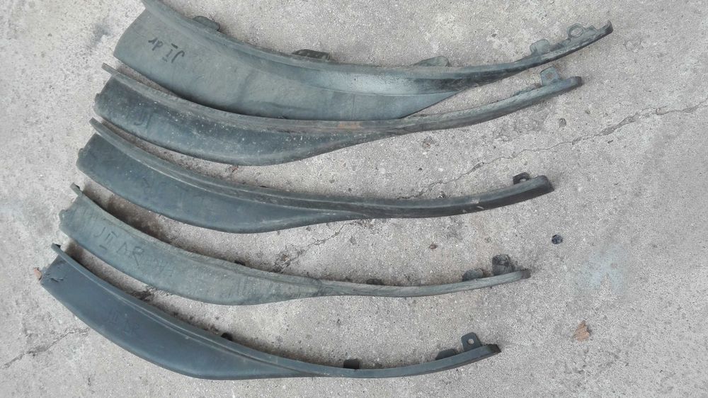 extensii - spoiler sub bara Opel Astra J 50 lei