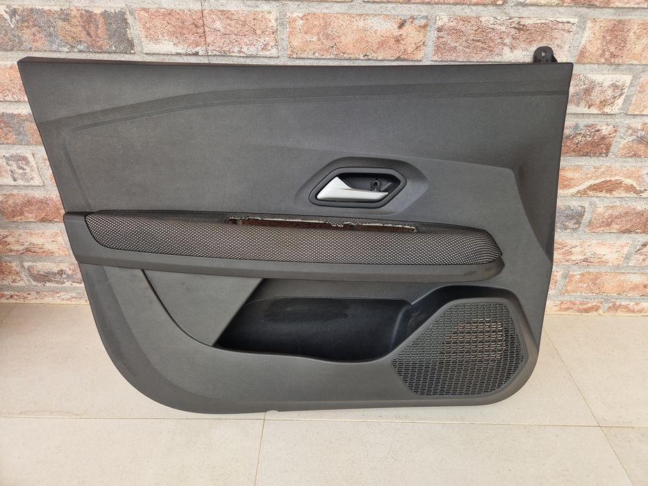 Panou/Fata de usa stanga fata Dacia Logan generatia 3 [2020 - 2024] 
D