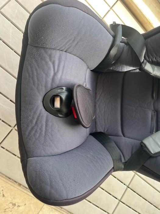 Scaun auto pentru copii Chicco Cosmos, 0–18 kg