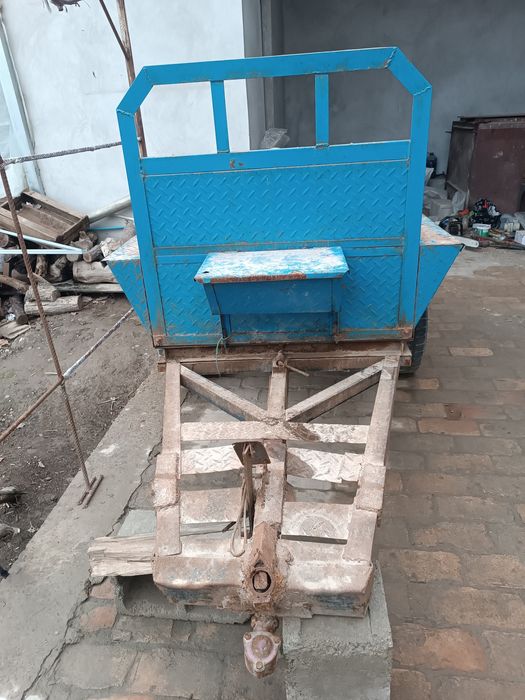 Прицеп Sotiladi.